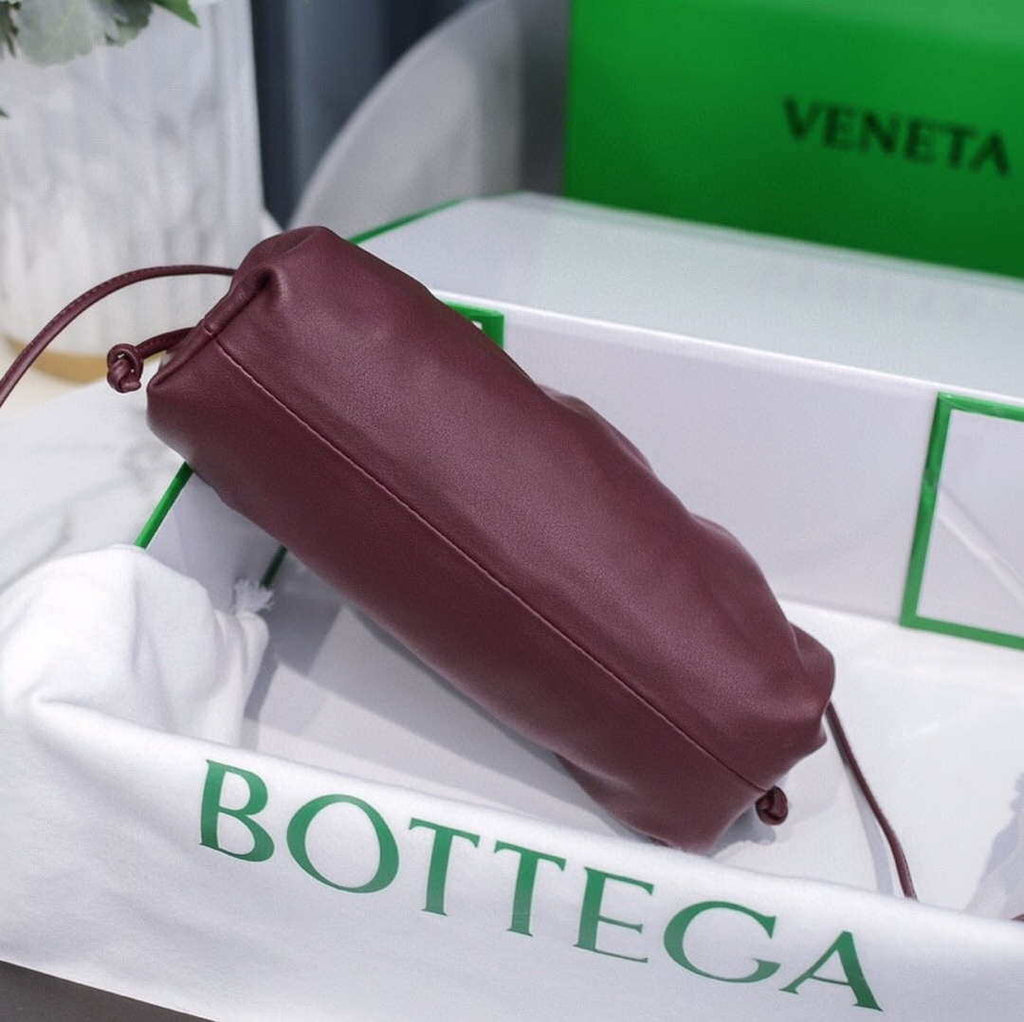 Bottega Veneta 585852 BV Mini Pouch Wine Red Bag