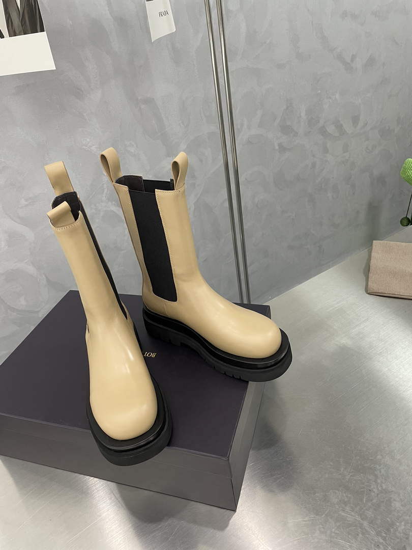 Bottega Veneta 630297VBS501445 BV Women Tire Chelsea Boot 192800