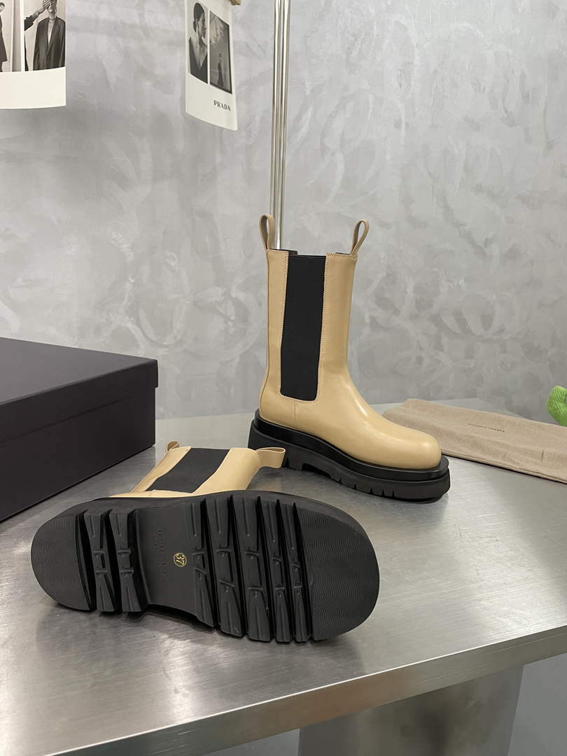 Bottega Veneta 630297VBS501445 BV Women Tire Chelsea Boot 192800