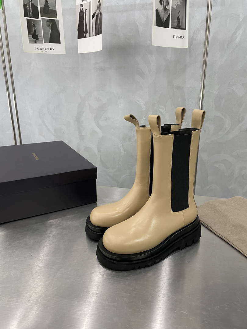 Bottega Veneta 630297VBS501445 BV Women Tire Chelsea Boot 192800