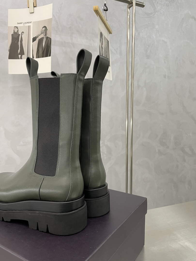 Bottega Veneta 630297VBS501445 BV Women Tire Chelsea Boot 192802