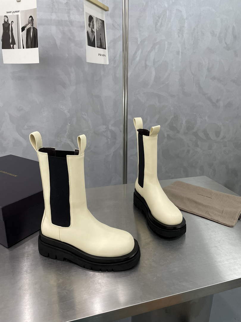 Bottega Veneta 630297VBS501445 BV Women Tire Chelsea Boot 192803