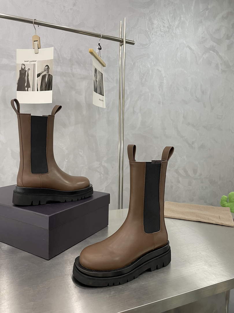 Bottega Veneta 630297VBS501445 BV Women Tire Chelsea Boot 192804 - 35 - View 1
