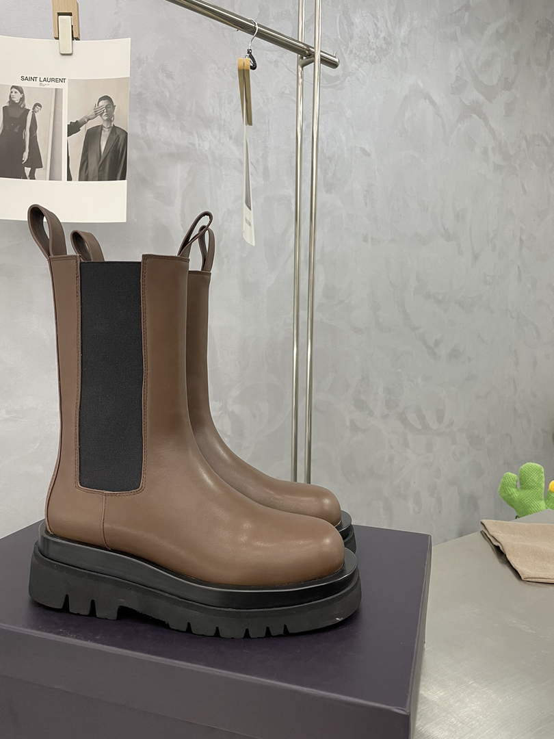 Bottega Veneta 630297VBS501445 BV Women Tire Chelsea Boot 192804