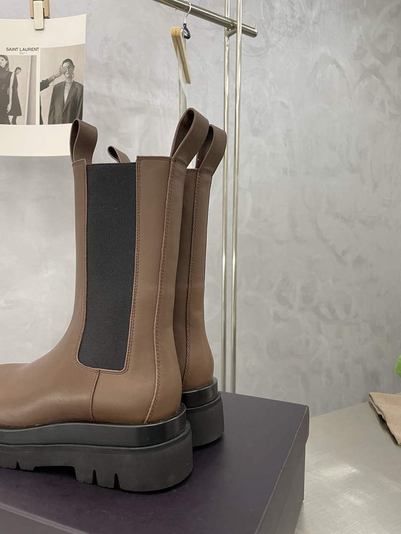Bottega Veneta 630297VBS501445 BV Women Tire Chelsea Boot 192804