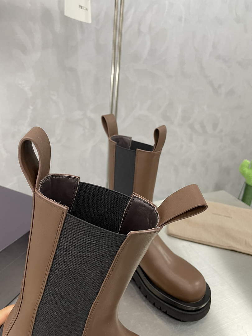 Bottega Veneta 630297VBS501445 BV Women Tire Chelsea Boot 192804