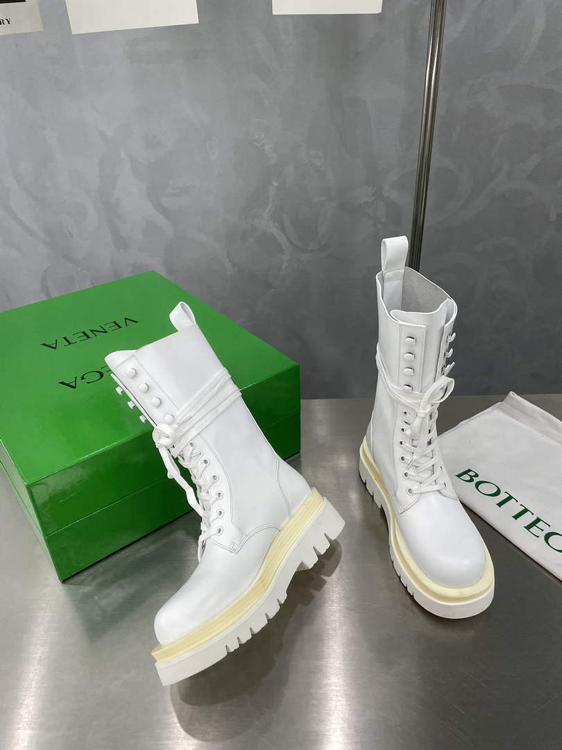 Bottega Veneta 715516VBS503381 BV Women Lug Lace-Up Boot 192810