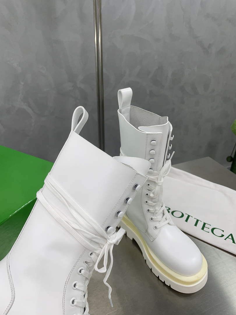 Bottega Veneta 715516VBS503381 BV Women Lug Lace-Up Boot 192810