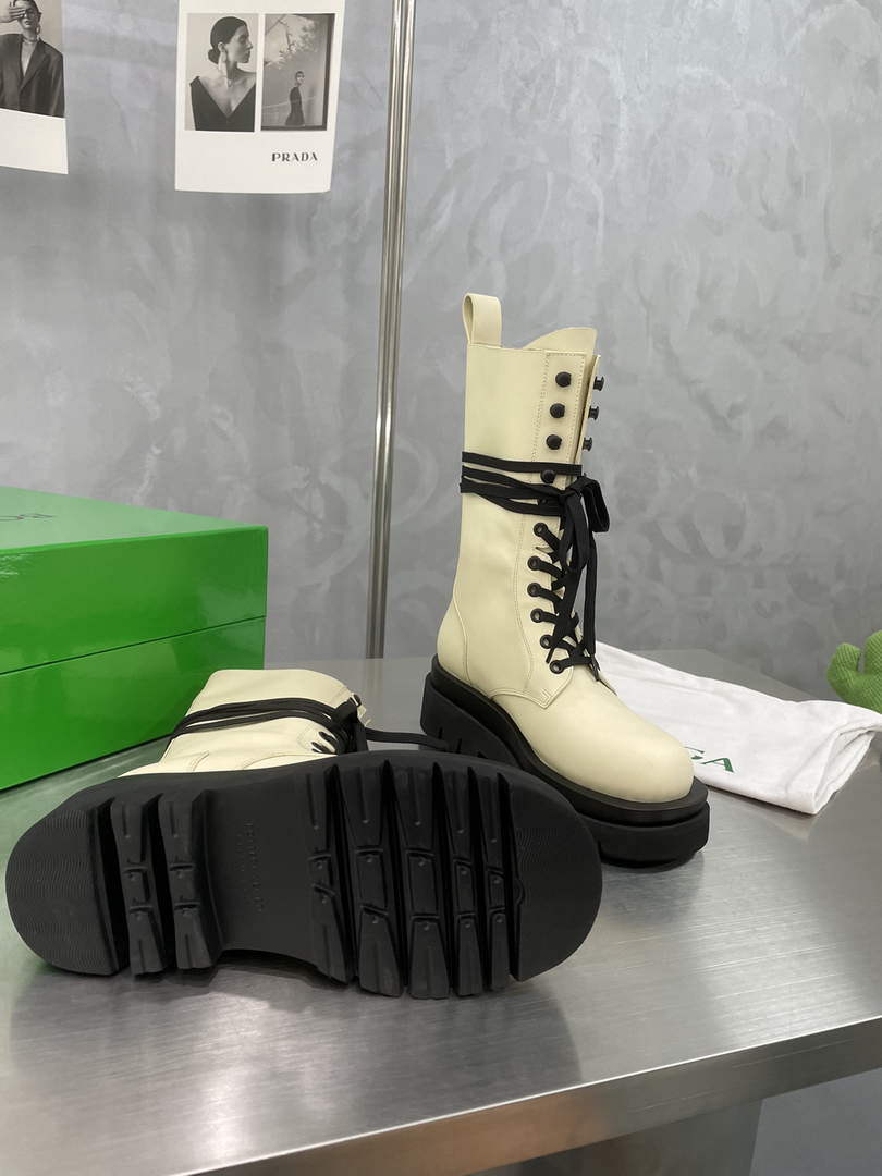 Bottega Veneta 715516VBS503381 BV Women Lug Lace-Up Boot 192811