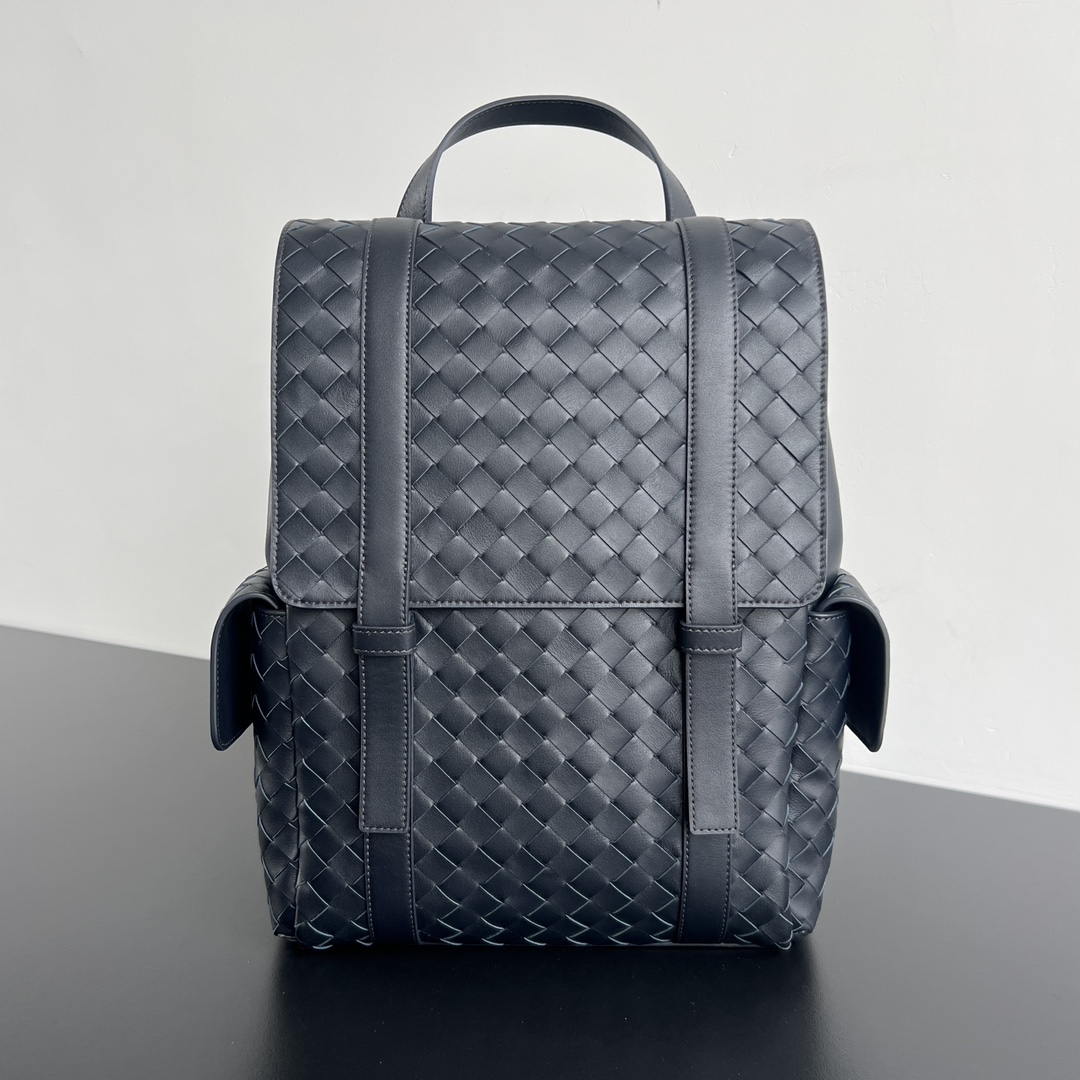 Bottega Veneta  Back To School Backpack BV 805971 Nany Blue