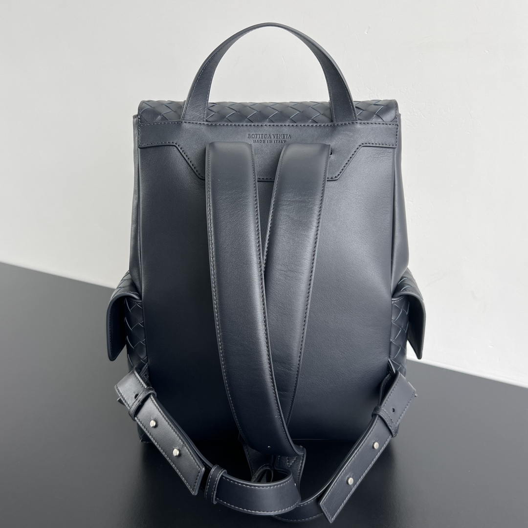 Bottega Veneta  Back To School Backpack BV 805971 Nany Blue