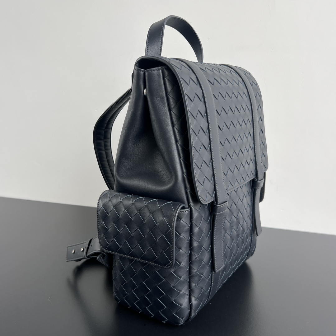 Bottega Veneta  Back To School Backpack BV 805971 Nany Blue