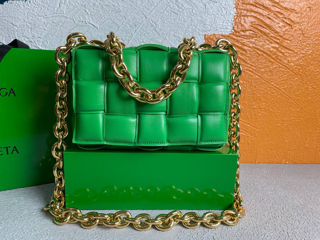 Bottega Veneta BV 20206 Chain Cassette 631421 Grass Green Gold
