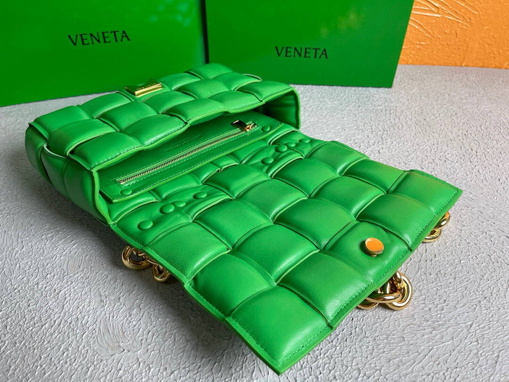 Bottega Veneta BV 20206 Chain Cassette 631421 Grass Green Gold