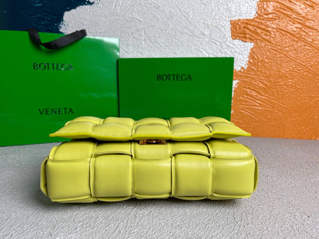 Bottega Veneta BV 20206 Chain Cassette 631421 Yellow Gold - Default Title - View 5