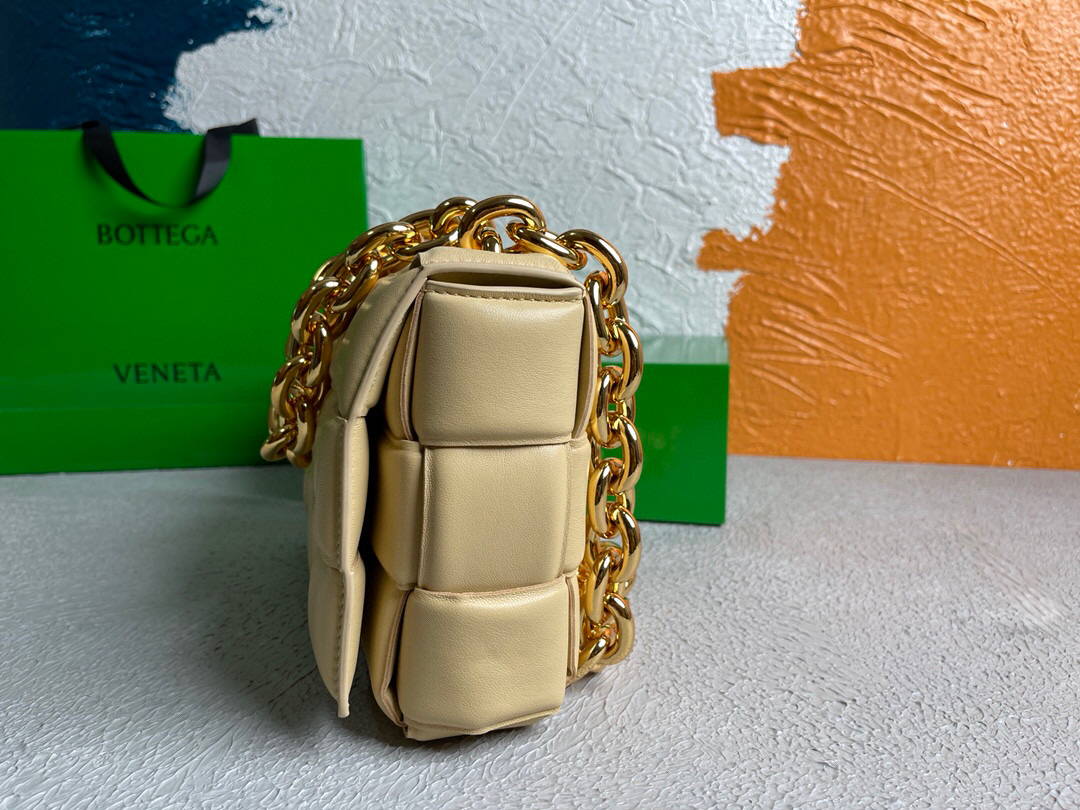 Bottega Veneta BV 20206 Chain Cassette 631421 Apricot Gold