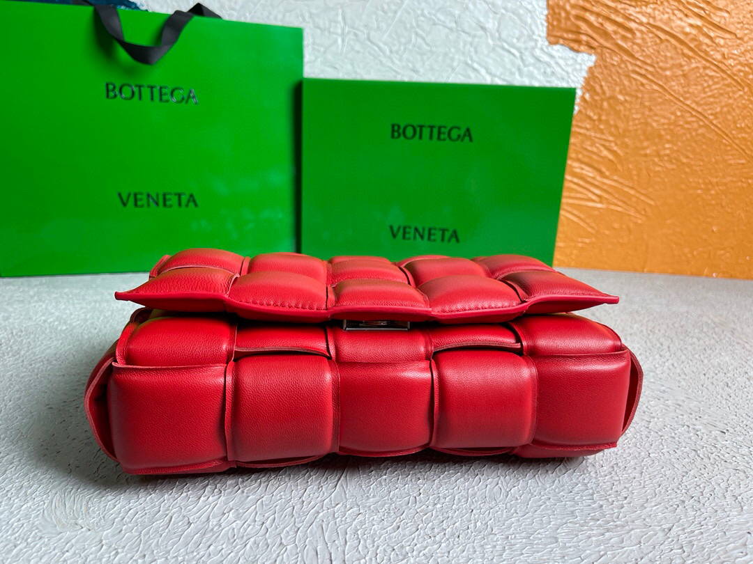 Bottega Veneta BV 20206 Chain Cassette 631421 Red Silver - Default Title - View 5