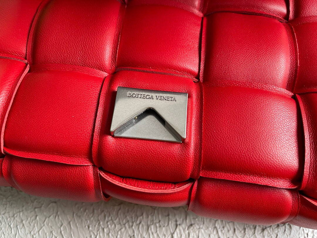 Bottega Veneta BV 20206 Chain Cassette 631421 Red Silver