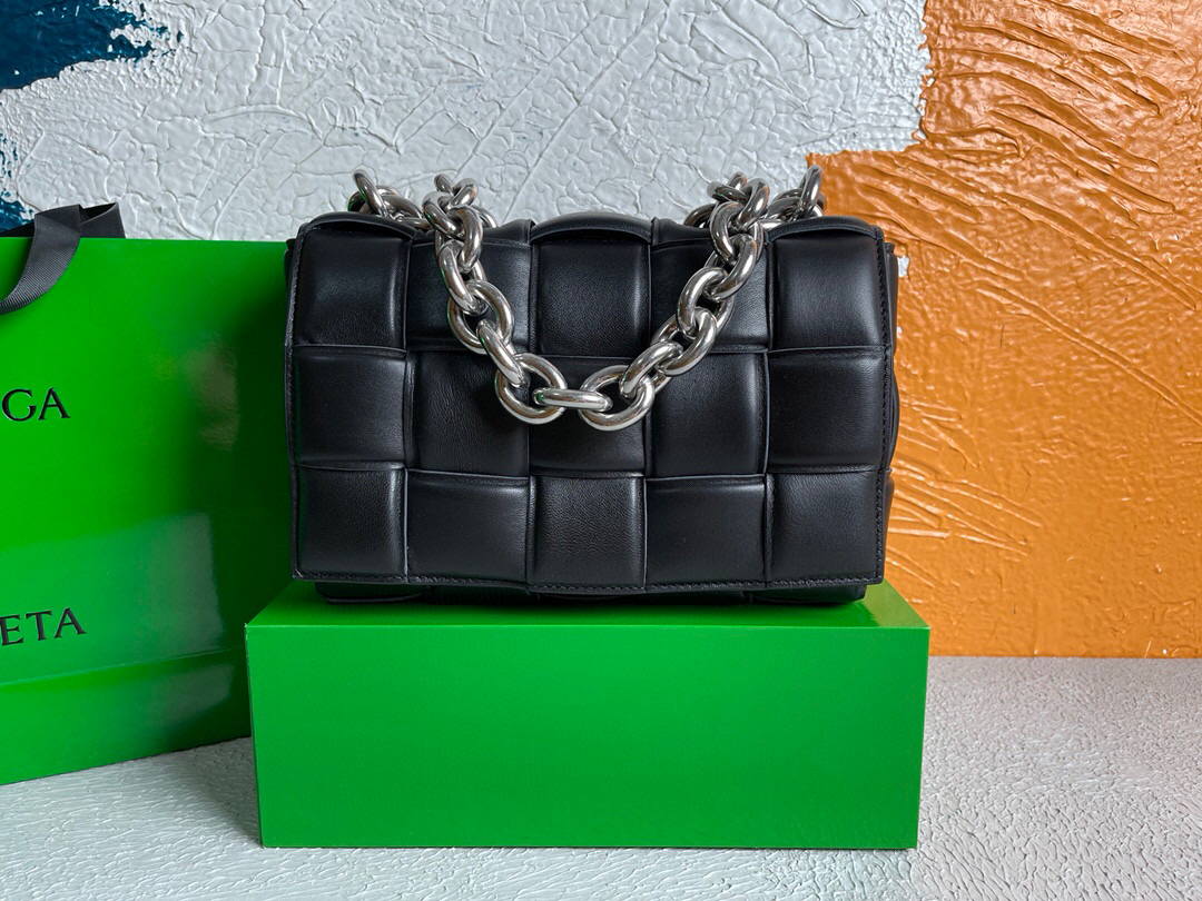 Bottega Veneta BV 20206 Chain Cassette 631421 Black Silver - Default Title - View 1