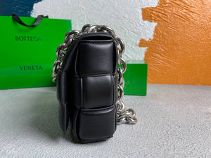 Bottega Veneta BV 20206 Chain Cassette 631421 Black Silver - Default Title - View 4