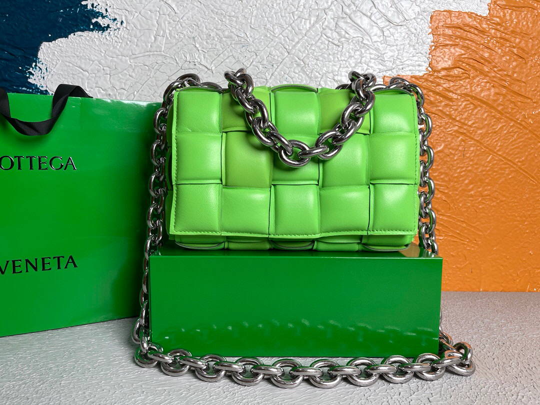 Bottega Veneta BV 20206 Chain Cassette 631421 Grass green Silver - Default Title - View 1