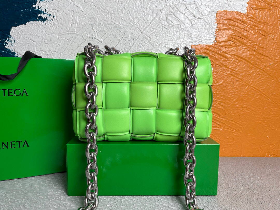 Bottega Veneta BV 20206 Chain Cassette 631421 Grass green Silver - Default Title - View 3