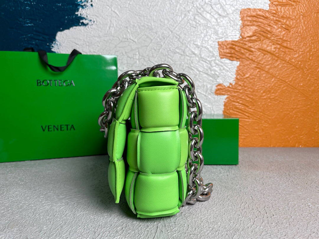 Bottega Veneta BV 20206 Chain Cassette 631421 Grass green Silver