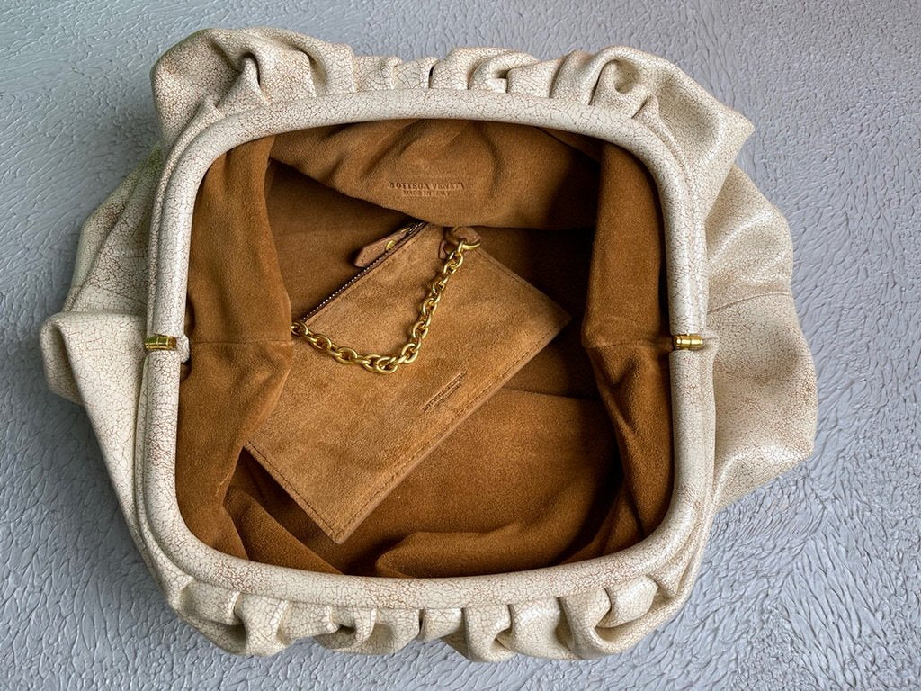 Bottega Veneta BV 576227 Pouch Fondant 6671 Beige