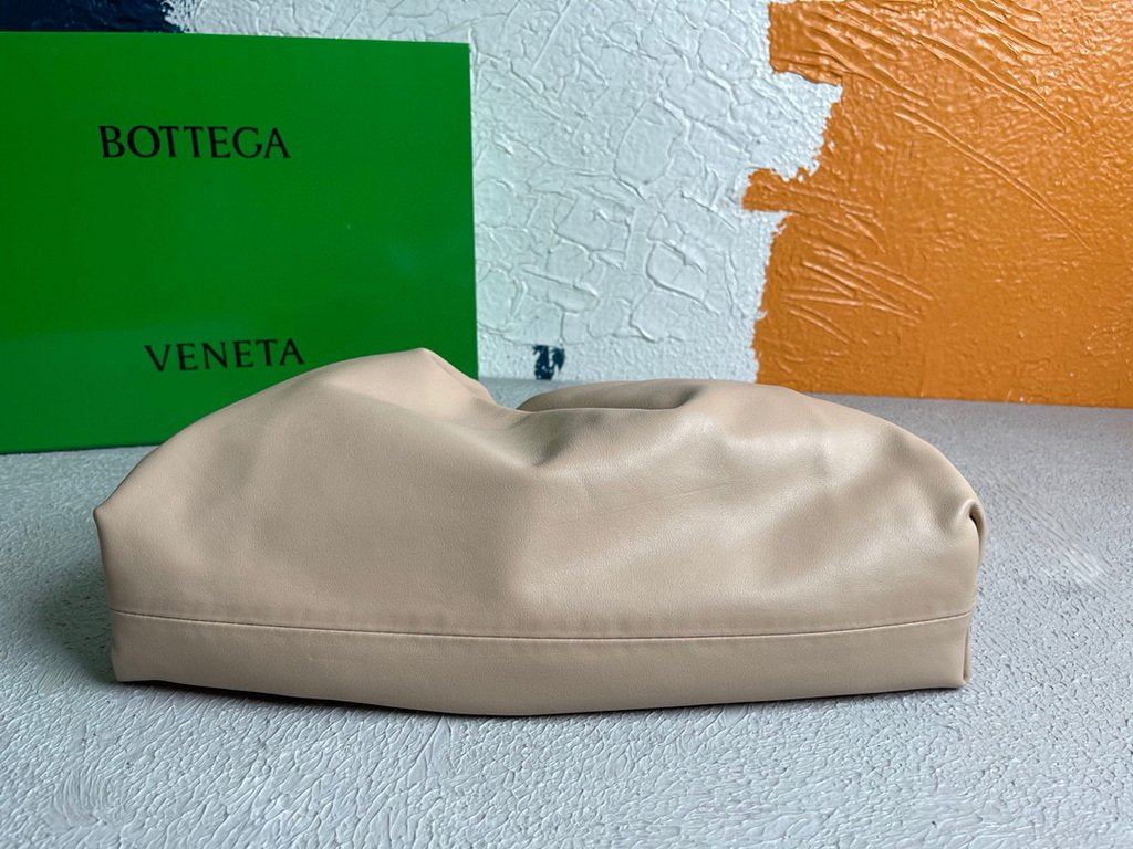 Bottega Veneta BV 576227 Pouch Fondant 6671 Apricot