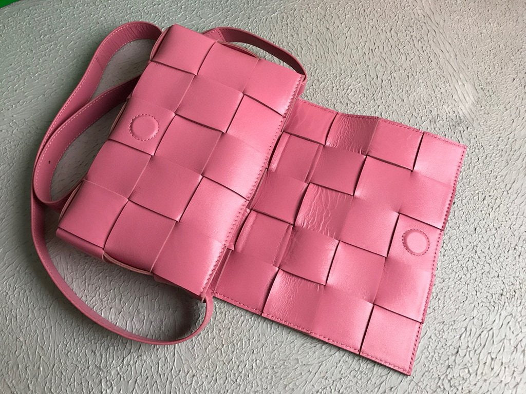 Bottega Veneta BV 578004 Cassette  Cross-body Bag 58890 Rose Red