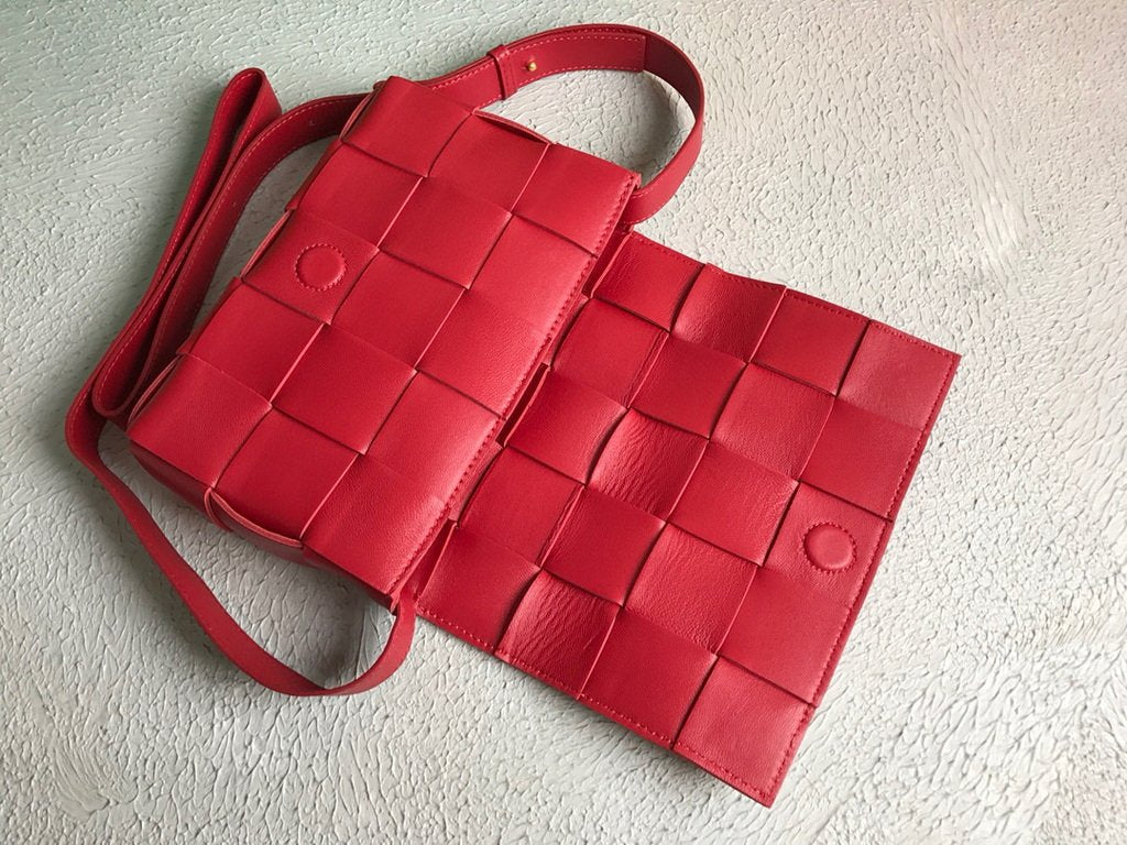 Bottega Veneta BV 578004 Cassette  Cross-body Bag 58890 Red