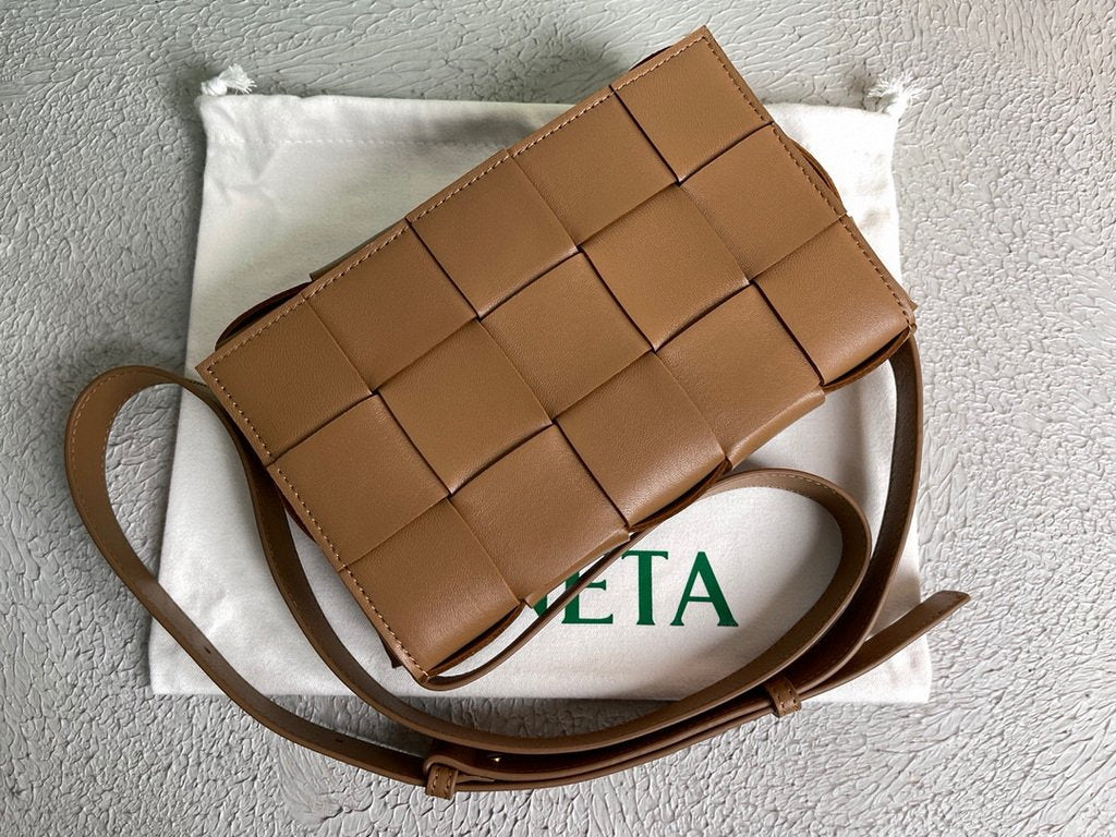 Bottega Veneta BV 578004 Cassette  Cross-body Bag 58890 Tan