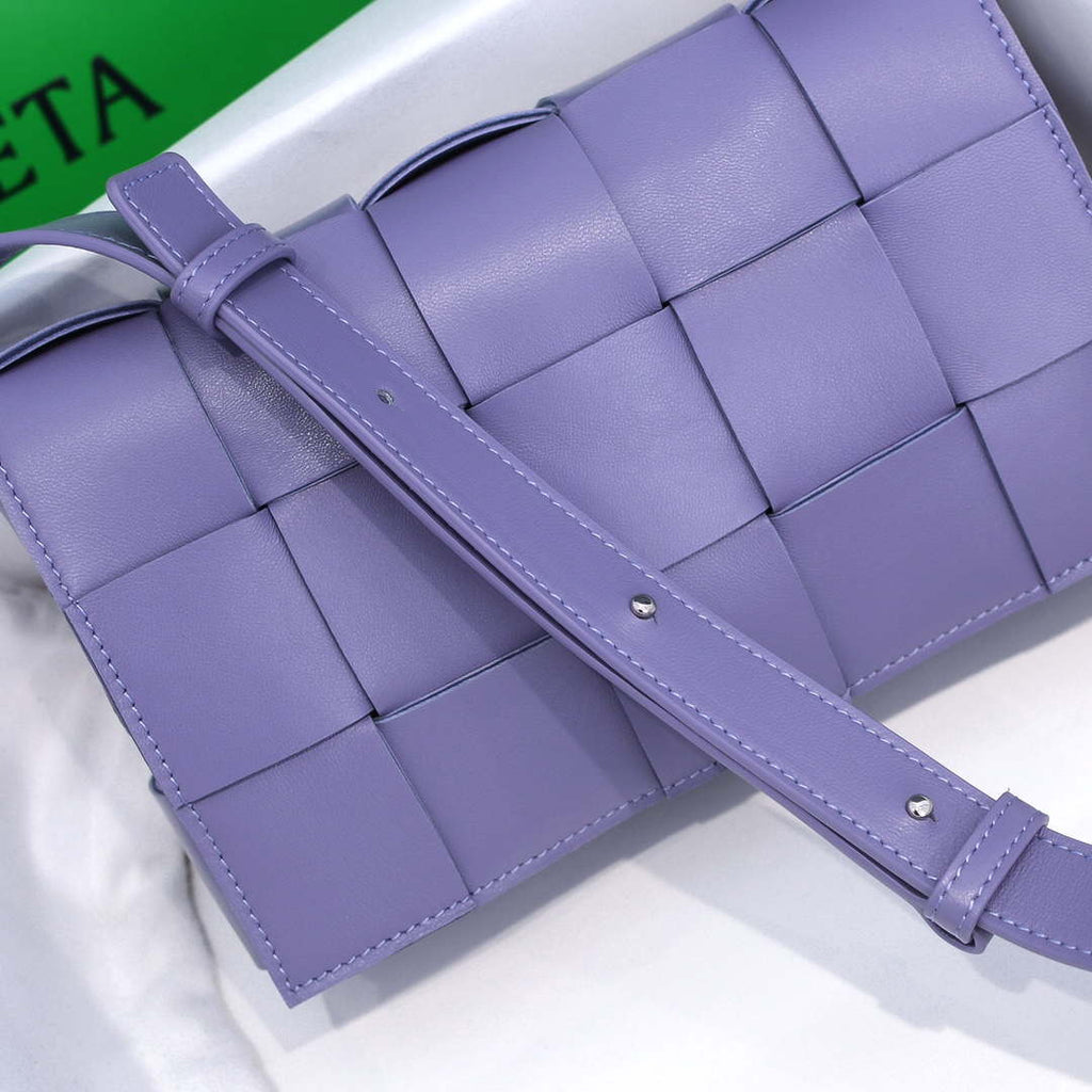 Bottega Veneta BV 578004 Cassette Cross-body bag soft lambskin leather BV89901