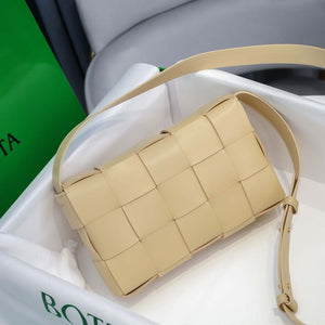 Bottega Veneta BV 578004 Cassette Cross-body bag soft lambskin leather BV89904 - Default Title - View 4