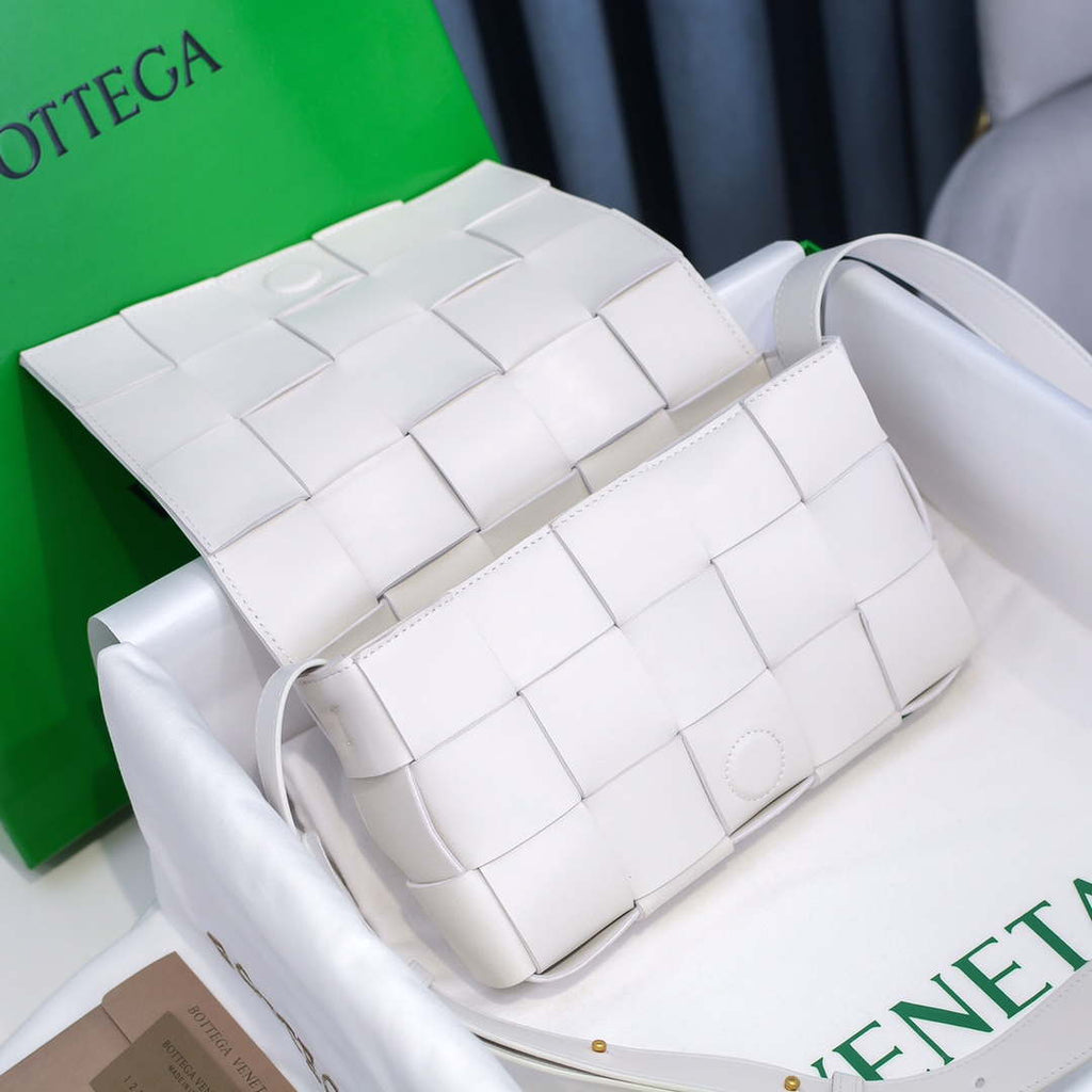 Bottega Veneta BV 578004 Cassette Cross-body bag soft lambskin leather BV89905