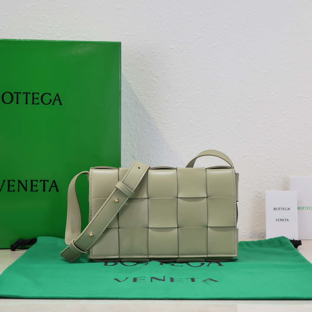 Bottega Veneta BV 578004 Cassette Cross-body bag soft lambskin leather BV89906