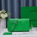 Bottega Veneta BV 578004 Cassette Cross-body bag soft lambskin leather BV89909