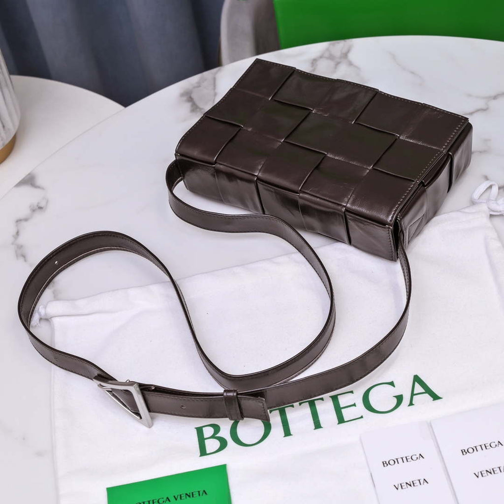 Bottega Veneta BV 578004 Cassette Cross-body bag soft lambskin leather BV89910