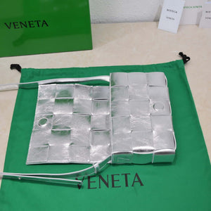 Bottega Veneta BV 578004 Cassette Cross-body bag soft lambskin leather Silver - Default Title - View 6