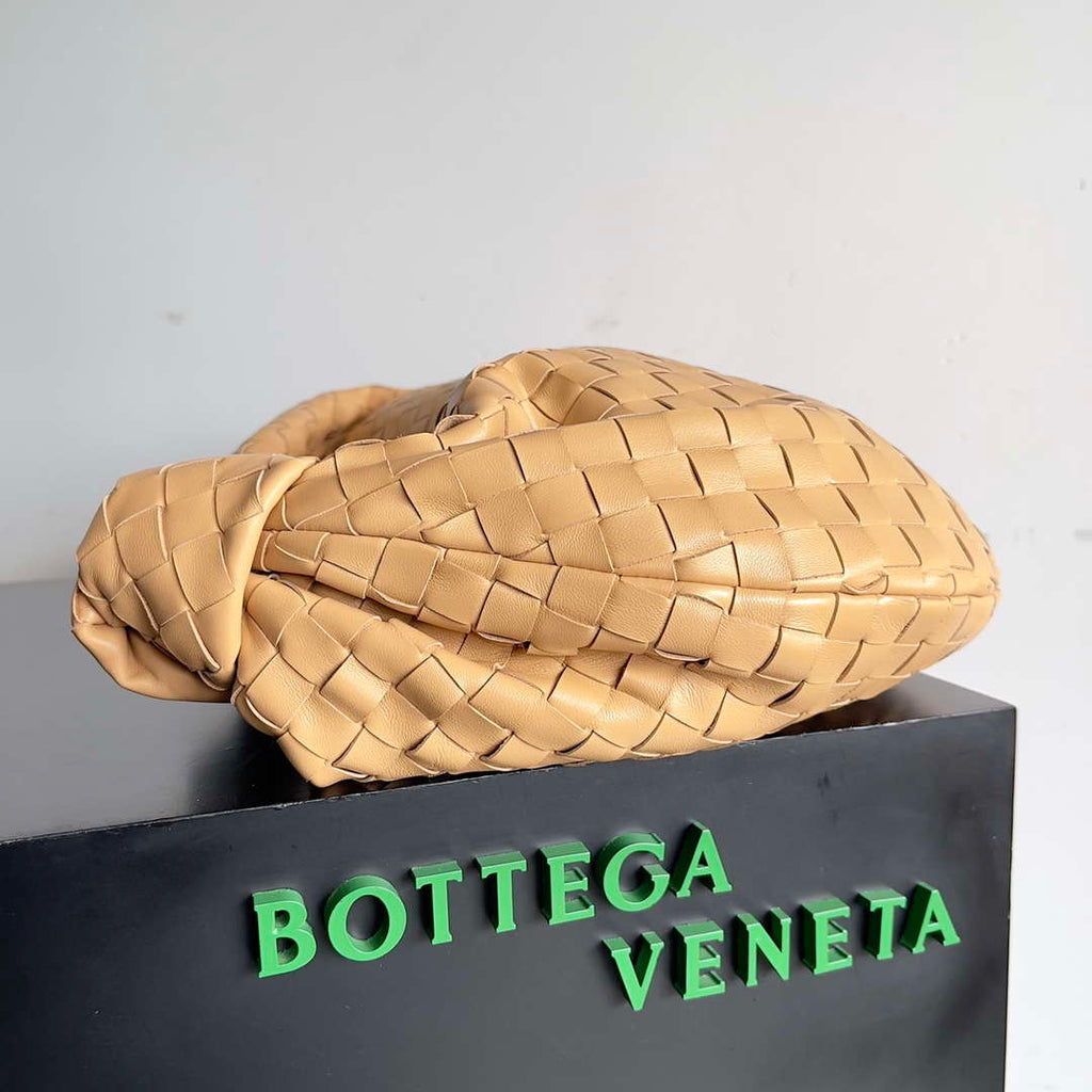 Bottega Veneta BV 600263 Medium Jodie Bag Apricot