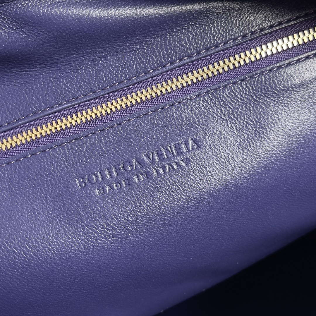 Bottega Veneta BV 600263 Medium Jodie Bag Blue& purple