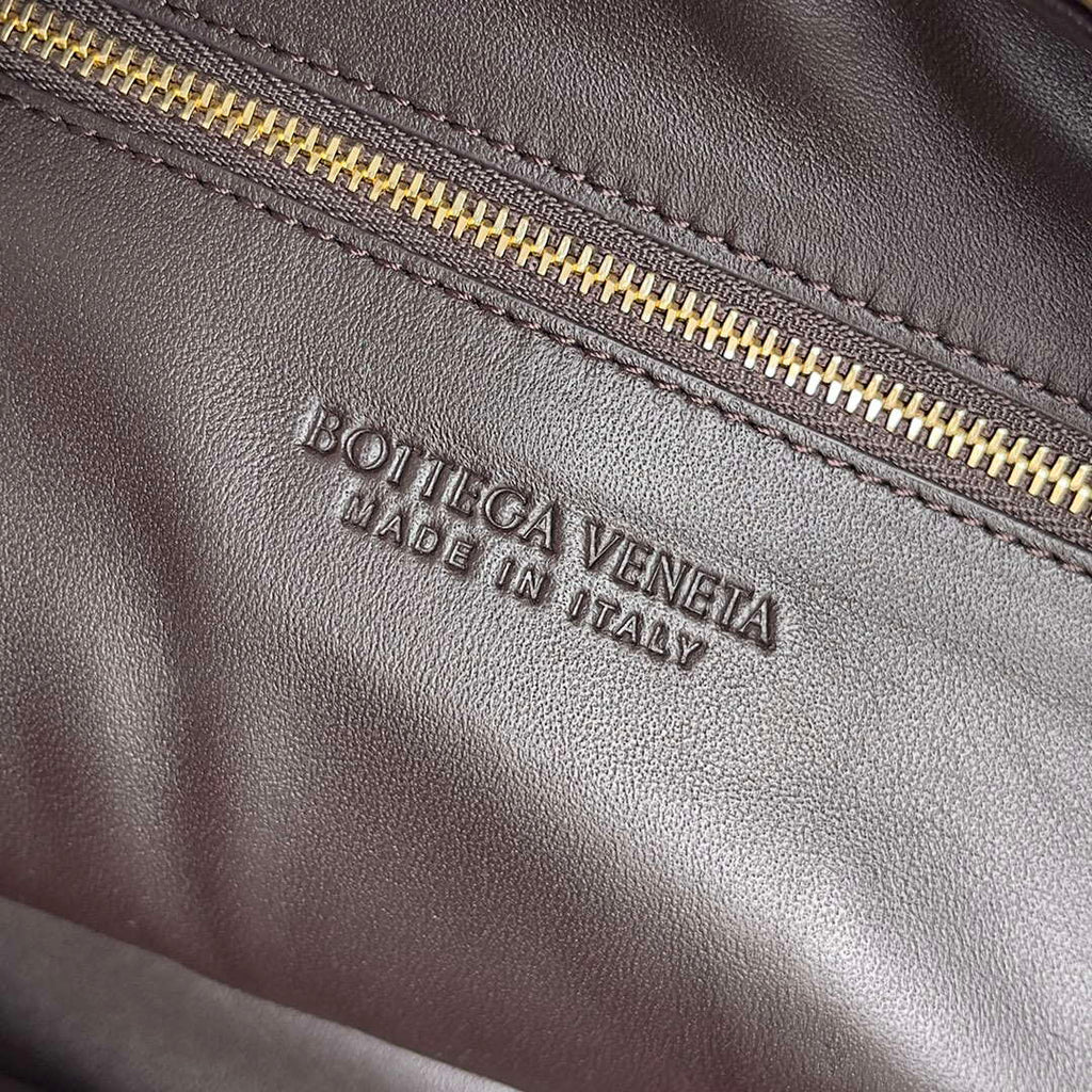 Bottega Veneta BV 600263 Medium Jodie Bag Dark Brown