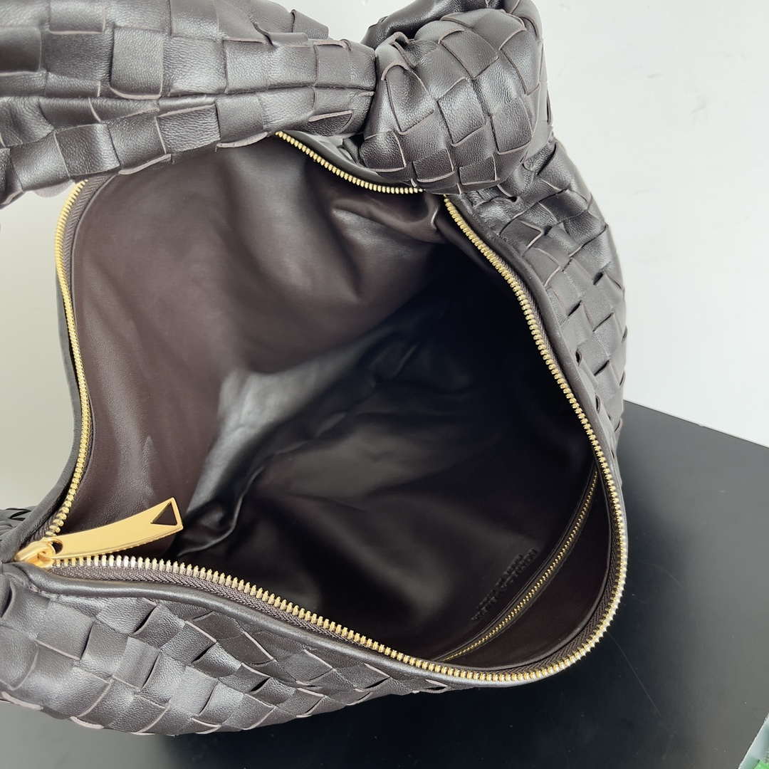 Bottega Veneta BV 600263 Medium Jodie Bag Dark Brown
