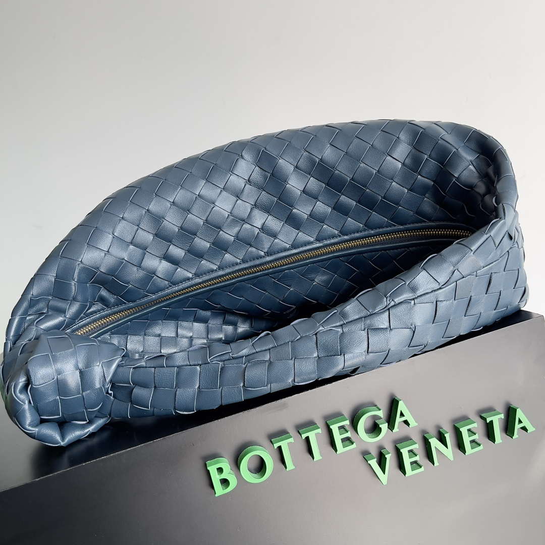 Bottega Veneta BV 600263 Medium Jodie Bag Navy Blue