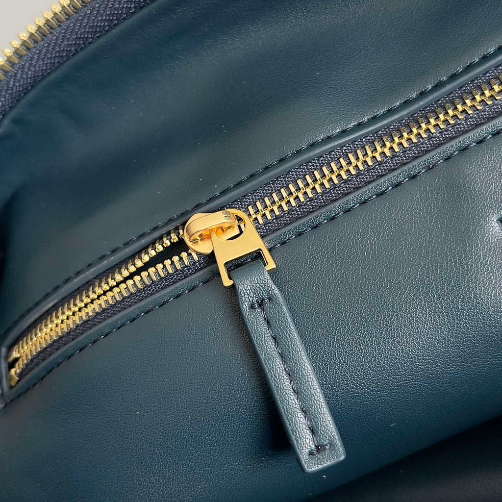 Bottega Veneta BV 600263 Medium Jodie Bag Navy Blue