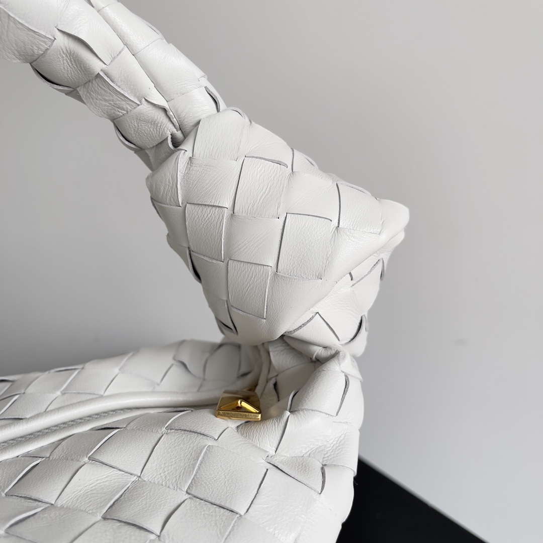Bottega Veneta BV 600263 Medium Jodie Bag White - Default Title - View 5