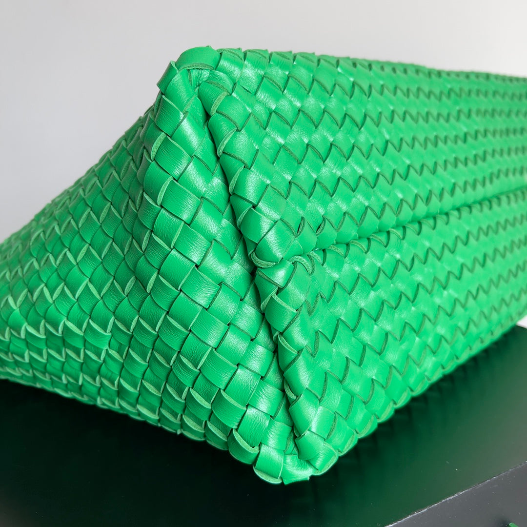 Bottega Veneta BV 608811 Large Cabat Bag Bv0019 - Default Title - View 4