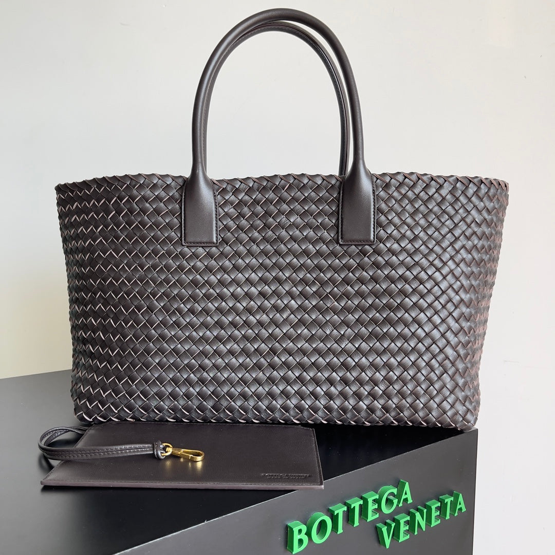Bottega Veneta BV 608811 Large Cabat Bag Bv0020 - Default Title - View 1