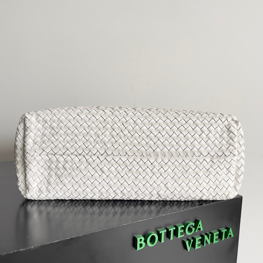 Bottega Veneta BV 608811 Large Cabat Bag Bv0010 - Default Title - View 2