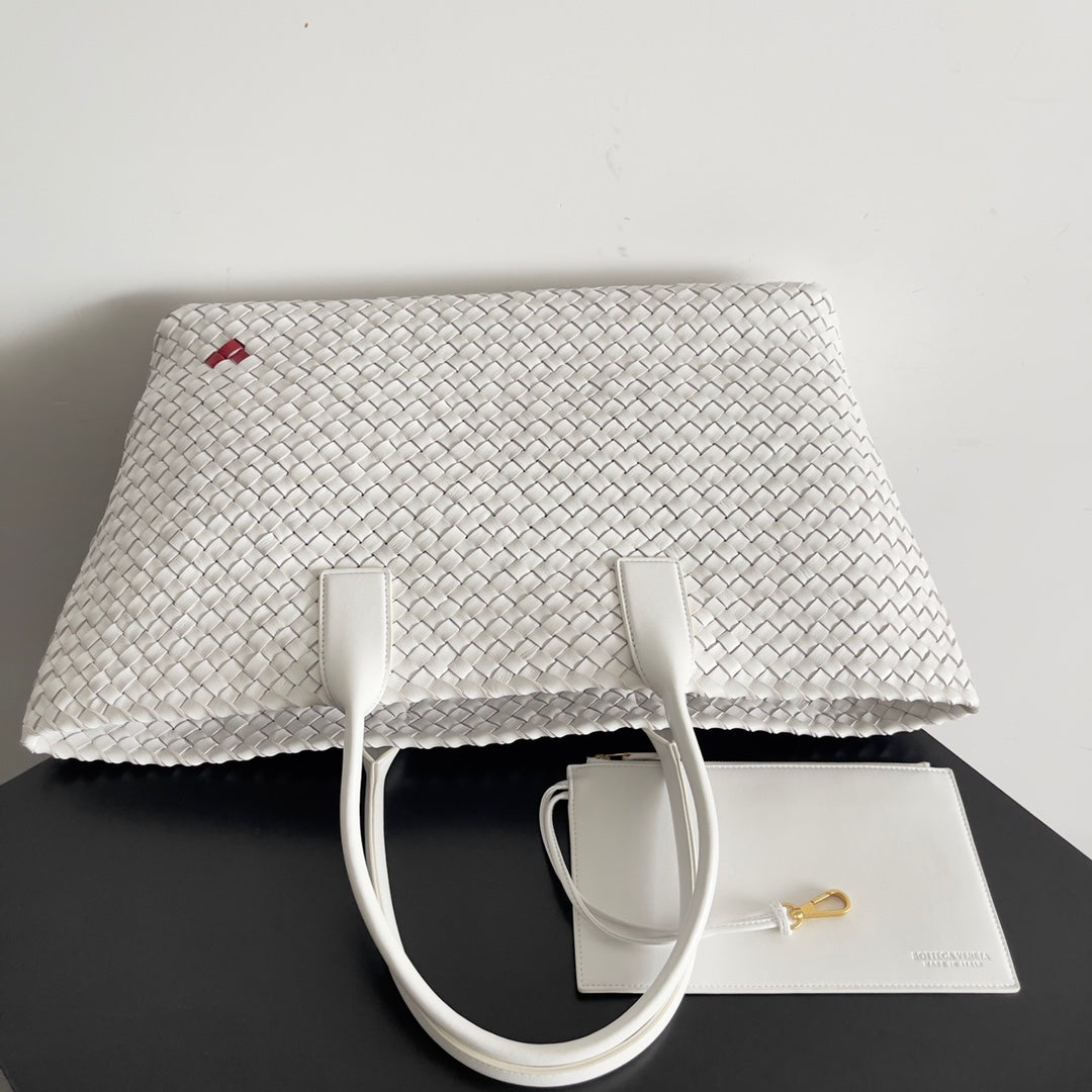 Bottega Veneta BV 608811 Large Cabat Bag Bv0010 - Default Title - View 6